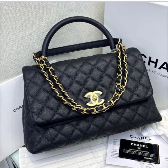 Chanel Coco - Picture 2 of 12